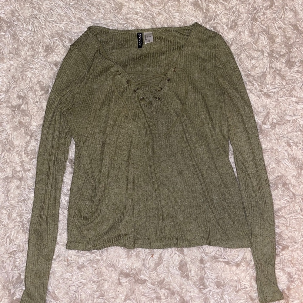 Lace up long sleeve